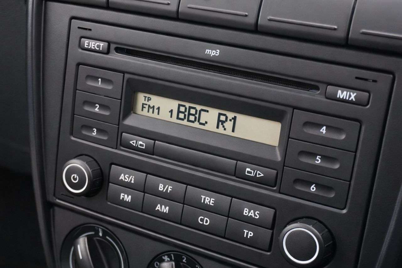 A 2011 VOLKSWAGEN FOX 1.2 6V Hatchback Petrol Manual 3dr - Just 42,000 Miles from New / Same Owne A 2011 VOLKSWAGEN FOX 1.2 6V Hatchback Petrol Manual 3dr - Just 42,000 Miles from New / Same Owne