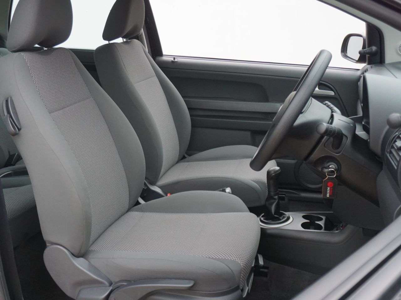 2011 VOLKSWAGEN FOX 2011 VOLKSWAGEN FOX