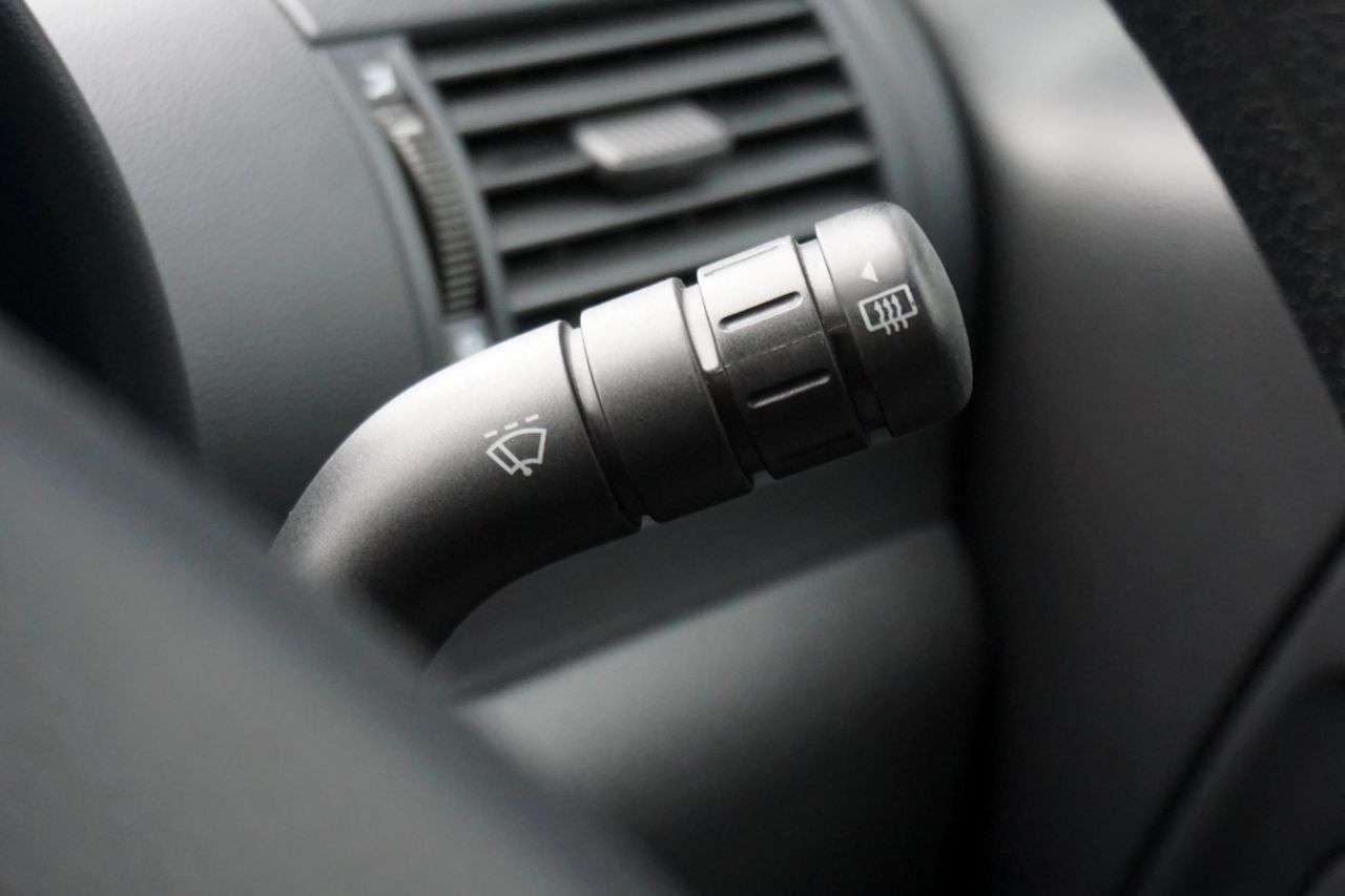 2011 VOLKSWAGEN FOX 2011 VOLKSWAGEN FOX