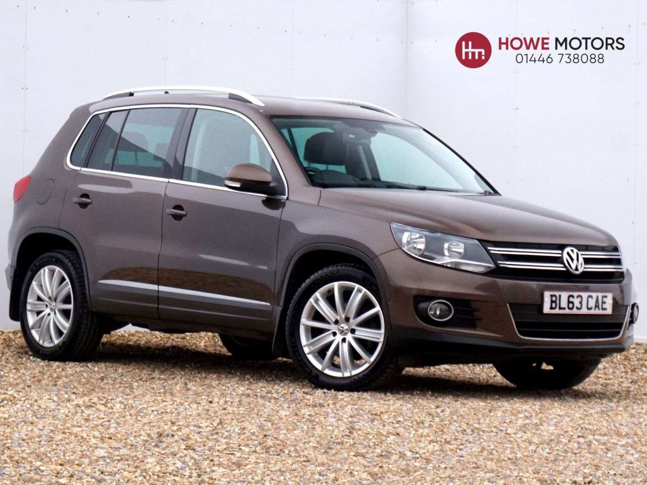 A 2014 VOLKSWAGEN TIGUAN 2.0 TDI BlueMotion Tech Match SUV Diesel DSG 4WD (s/s) 5dr - Just 52,465 Mi A 2014 VOLKSWAGEN TIGUAN 2.0 TDI BlueMotion Tech Match SUV Diesel DSG 4WD (s/s) 5dr - Just 52,465 Mi