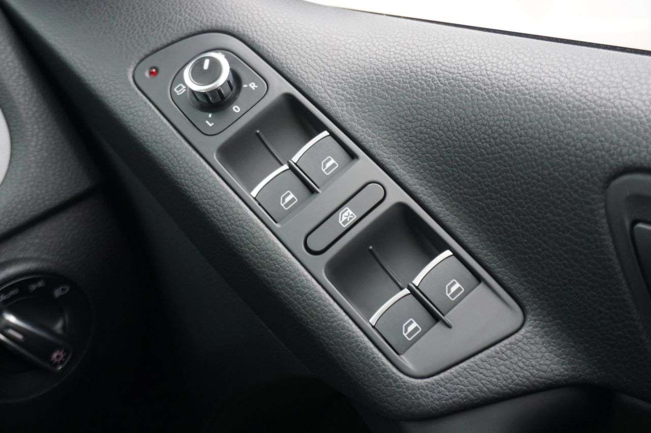 2014 VOLKSWAGEN TIGUAN 2014 VOLKSWAGEN TIGUAN