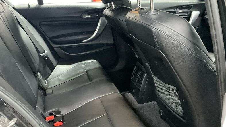 2017 BMW 1 SERIES 2017 BMW 1 SERIES