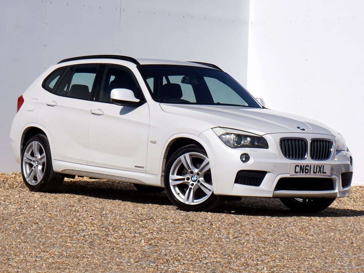 A 2011 BMW X1 2.0 18i M Sport SUV Petrol Automatic sDrive 5dr - Just 54,615 Miles / Xenon A 2011 BMW X1 2.0 18i M Sport SUV Petrol Automatic sDrive 5dr - Just 54,615 Miles / Xenon
