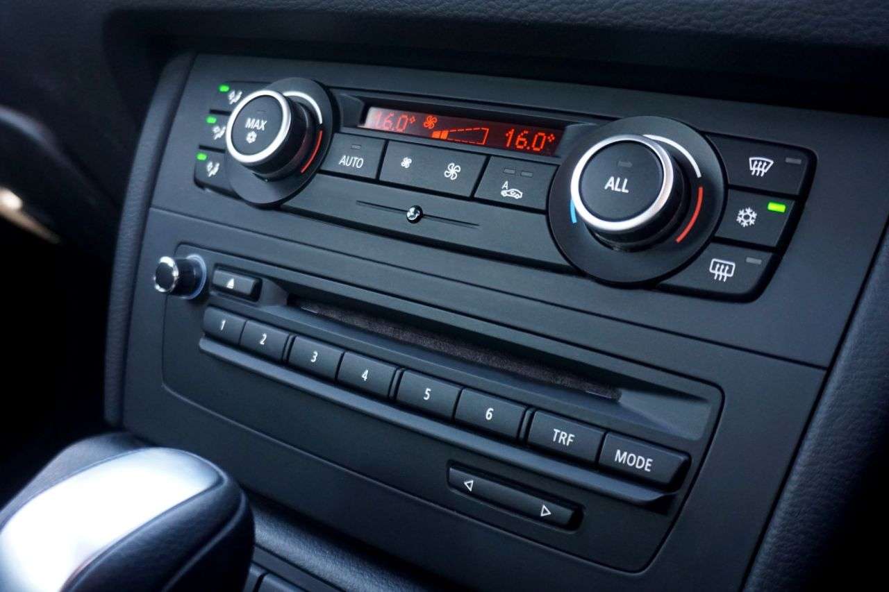 2011 BMW X1 2011 BMW X1