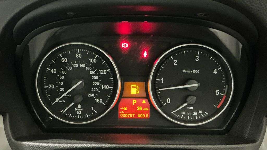 2011 BMW 3 SERIES 2011 BMW 3 SERIES