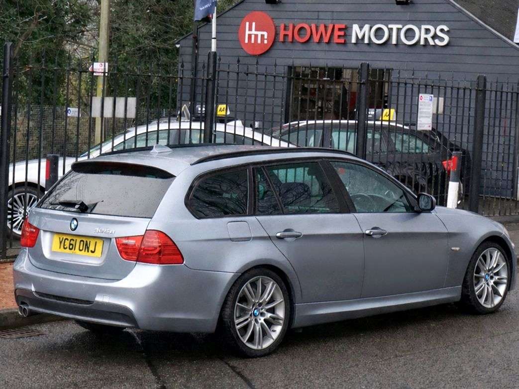 A 2011 BMW 3 SERIES 3.0 325d M Sport Touring Diesel Steptronic 5dr - Just 30,757 Miles / Heated A 2011 BMW 3 SERIES 3.0 325d M Sport Touring Diesel Steptronic 5dr - Just 30,757 Miles / Heated