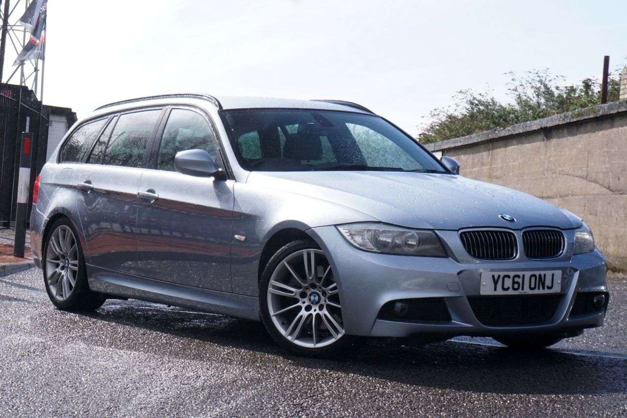 A 2011 BMW 3 SERIES 3.0 325d M Sport Touring Diesel Steptronic 5dr - Just 30,757 Miles / Heated A 2011 BMW 3 SERIES 3.0 325d M Sport Touring Diesel Steptronic 5dr - Just 30,757 Miles / Heated