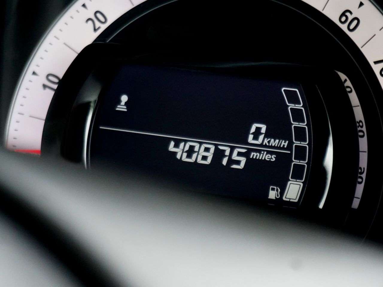 A 2016 RENAULT TWINGO 1.0 SCe Dynamique Hatchback Petrol Manual Euro 6 (s/s) 5dr - Just 41,000 Mi A 2016 RENAULT TWINGO 1.0 SCe Dynamique Hatchback Petrol Manual Euro 6 (s/s) 5dr - Just 41,000 Mi