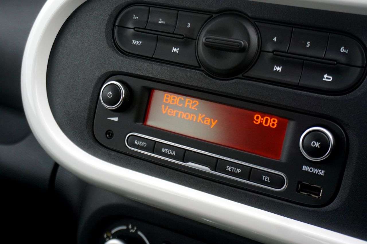 2016 RENAULT TWINGO 2016 RENAULT TWINGO