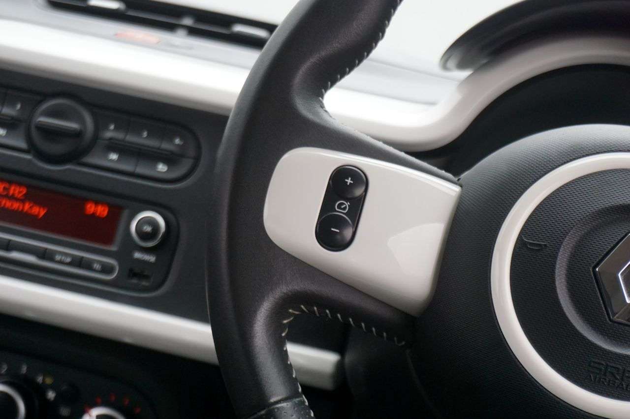 2016 RENAULT TWINGO 2016 RENAULT TWINGO