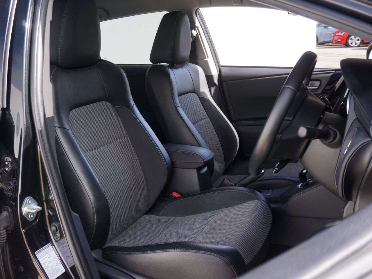 2017 TOYOTA AURIS 2017 TOYOTA AURIS