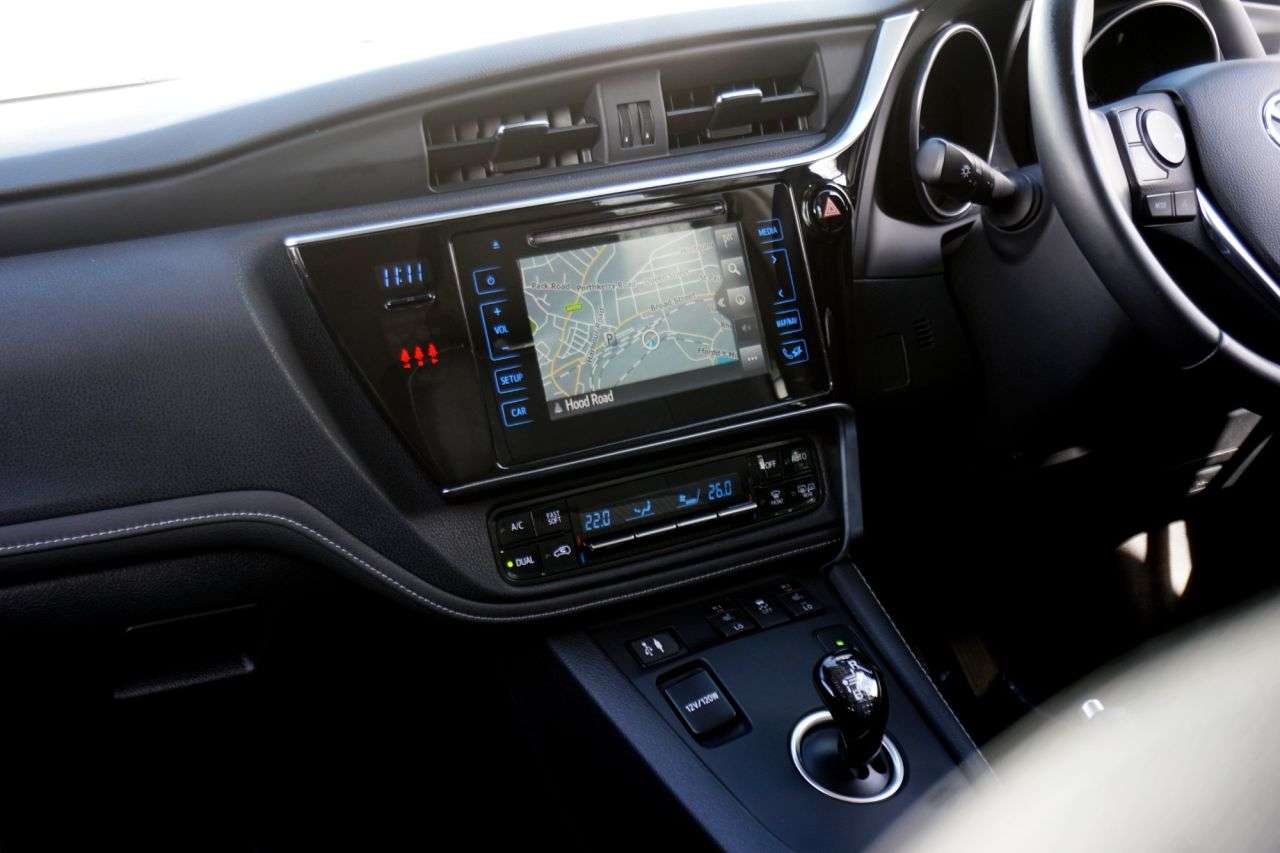 2017 TOYOTA AURIS 2017 TOYOTA AURIS