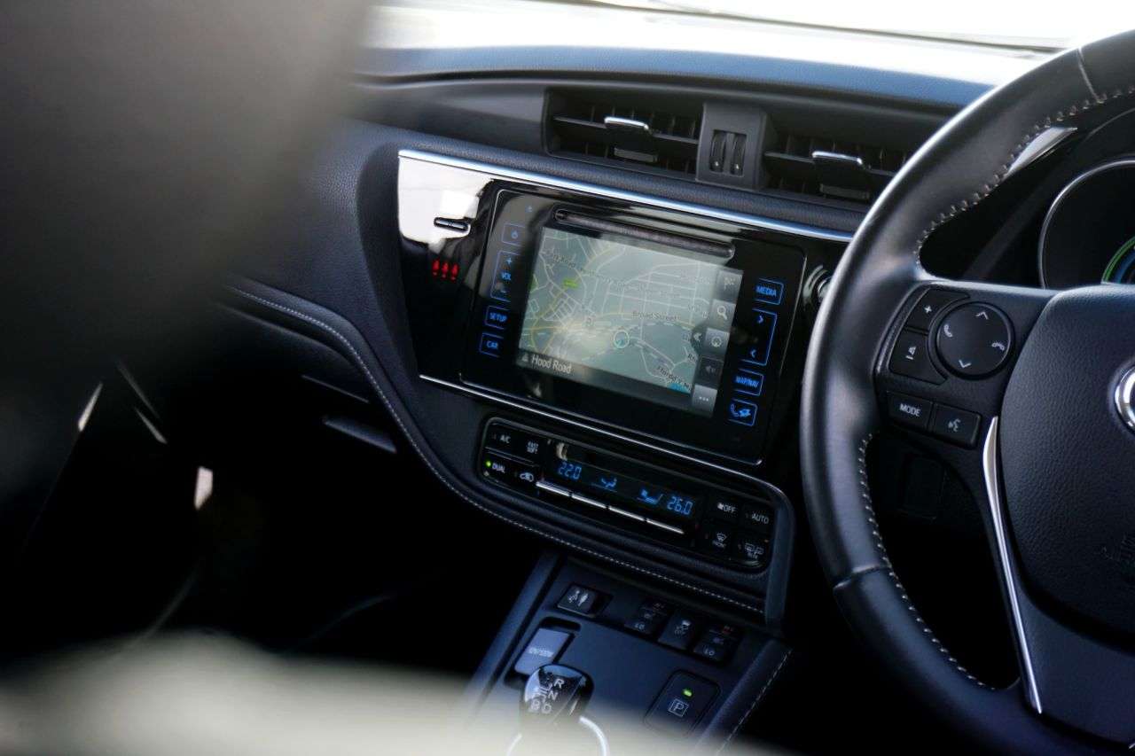 2017 TOYOTA AURIS 2017 TOYOTA AURIS