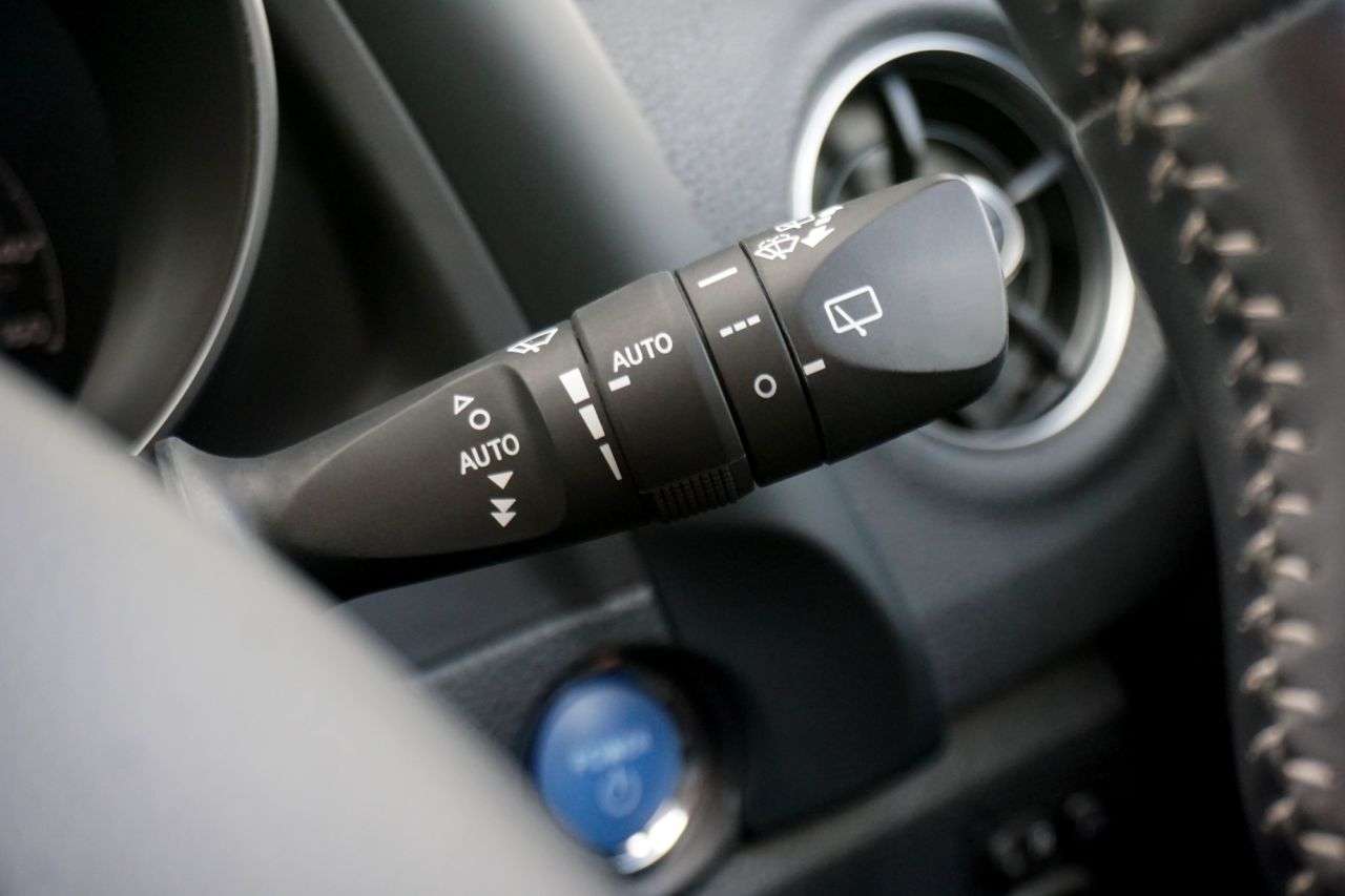 2017 TOYOTA AURIS 2017 TOYOTA AURIS