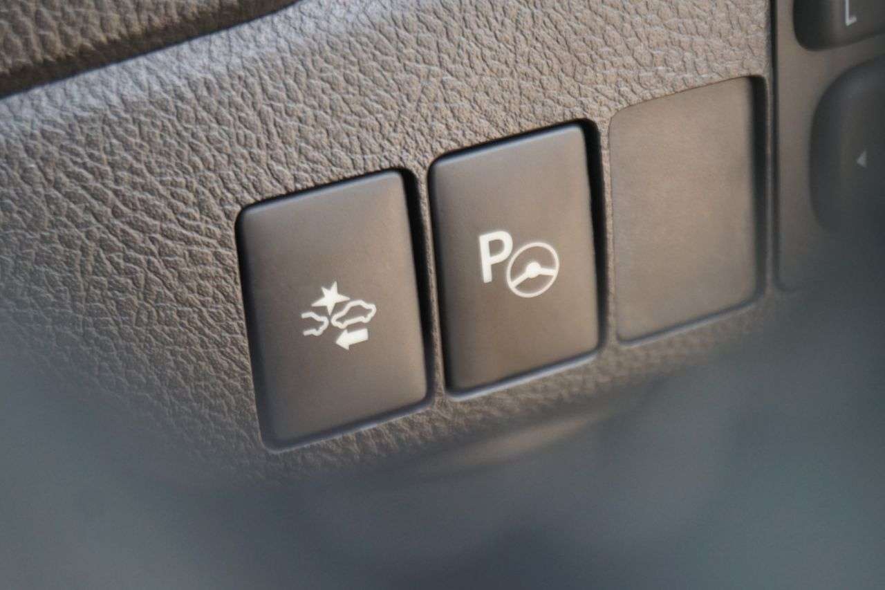 2017 TOYOTA AURIS 2017 TOYOTA AURIS