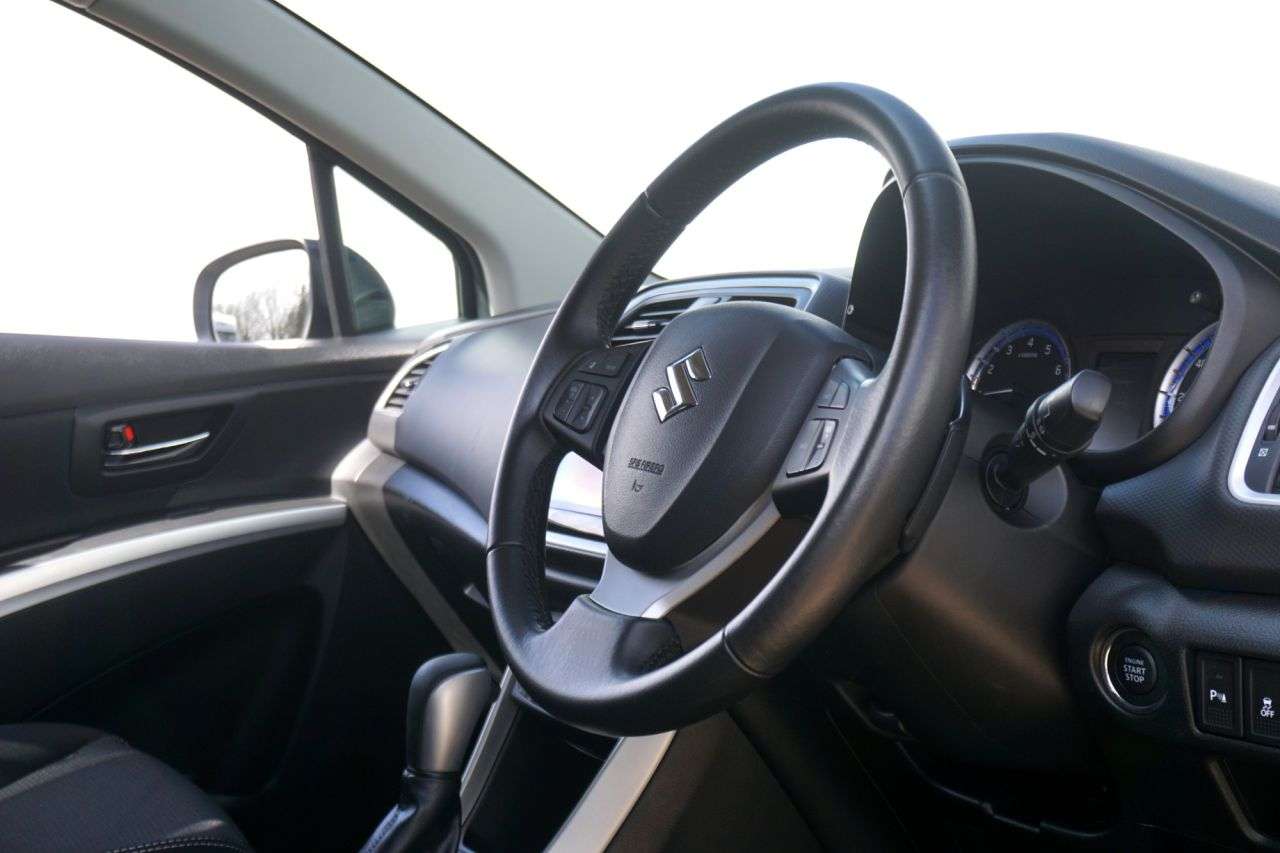 2016 SUZUKI SX4 S-CROSS 2016 SUZUKI SX4 S-CROSS