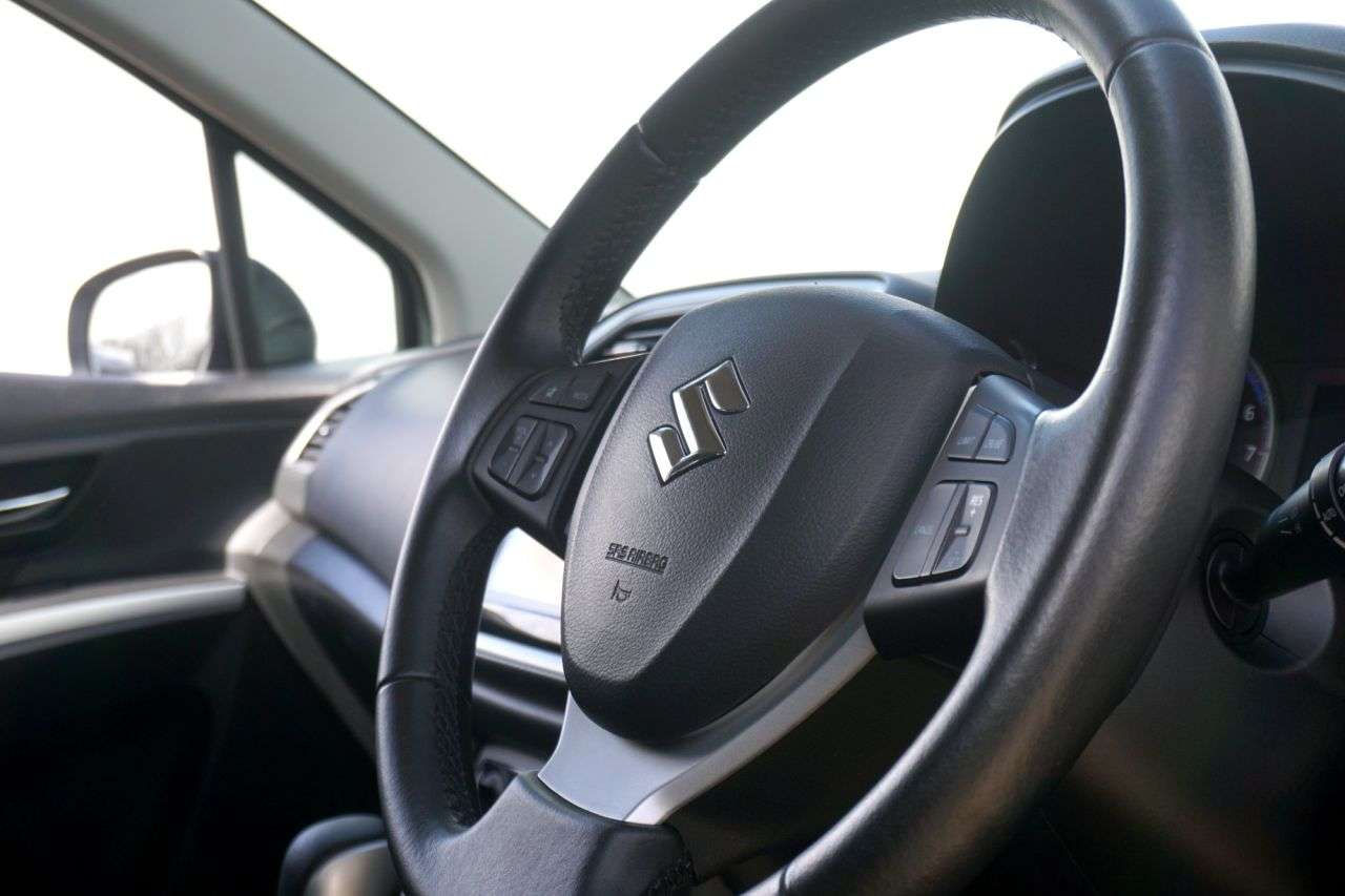 2016 SUZUKI SX4 S-CROSS 2016 SUZUKI SX4 S-CROSS
