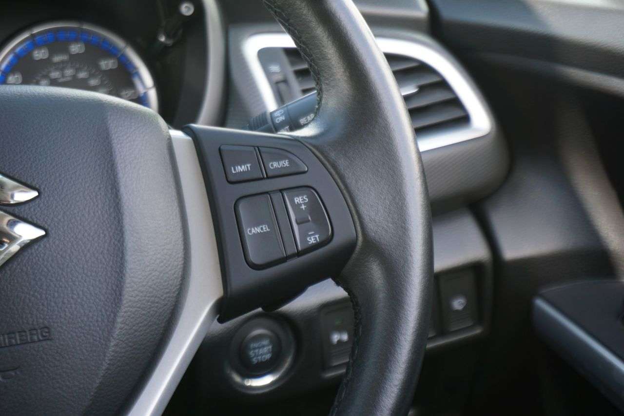 2016 SUZUKI SX4 S-CROSS 2016 SUZUKI SX4 S-CROSS