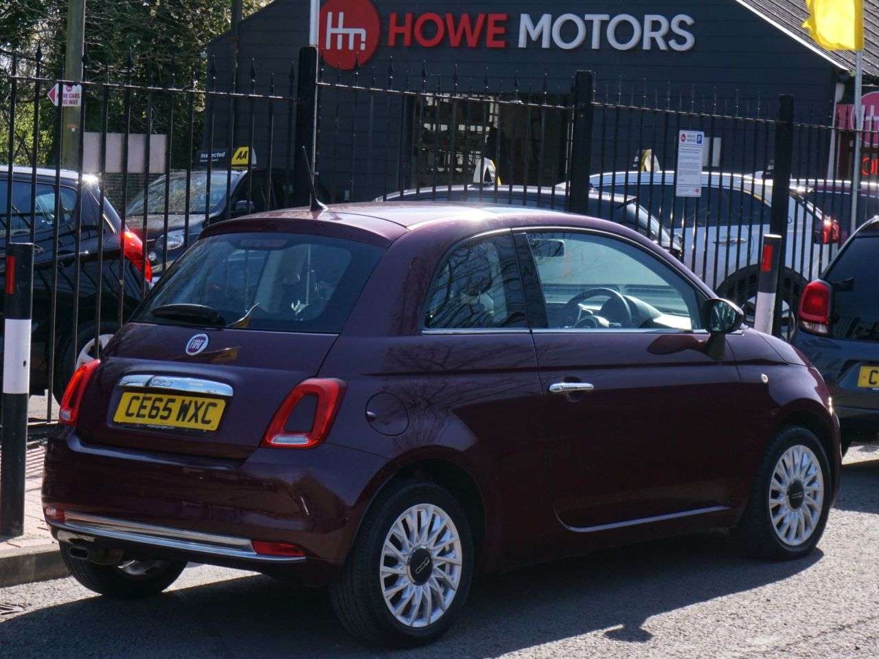A 2015 FIAT 500 1.2 Lounge Hatchback Petrol Manual Euro 6 (s/s) 3dr - 65,000 Miles / Panora A 2015 FIAT 500 1.2 Lounge Hatchback Petrol Manual Euro 6 (s/s) 3dr - 65,000 Miles / Panora