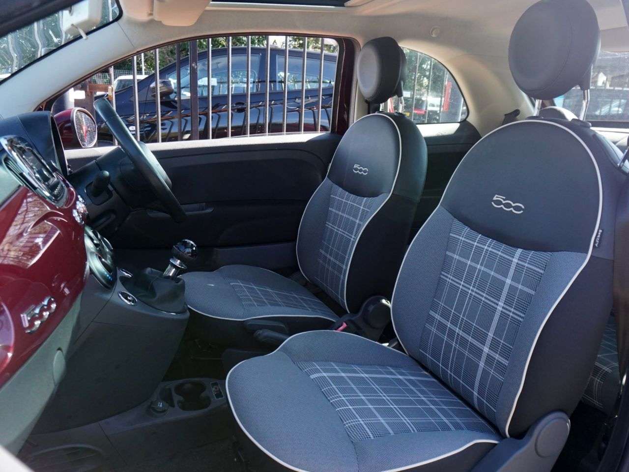 2015 FIAT 500 2015 FIAT 500