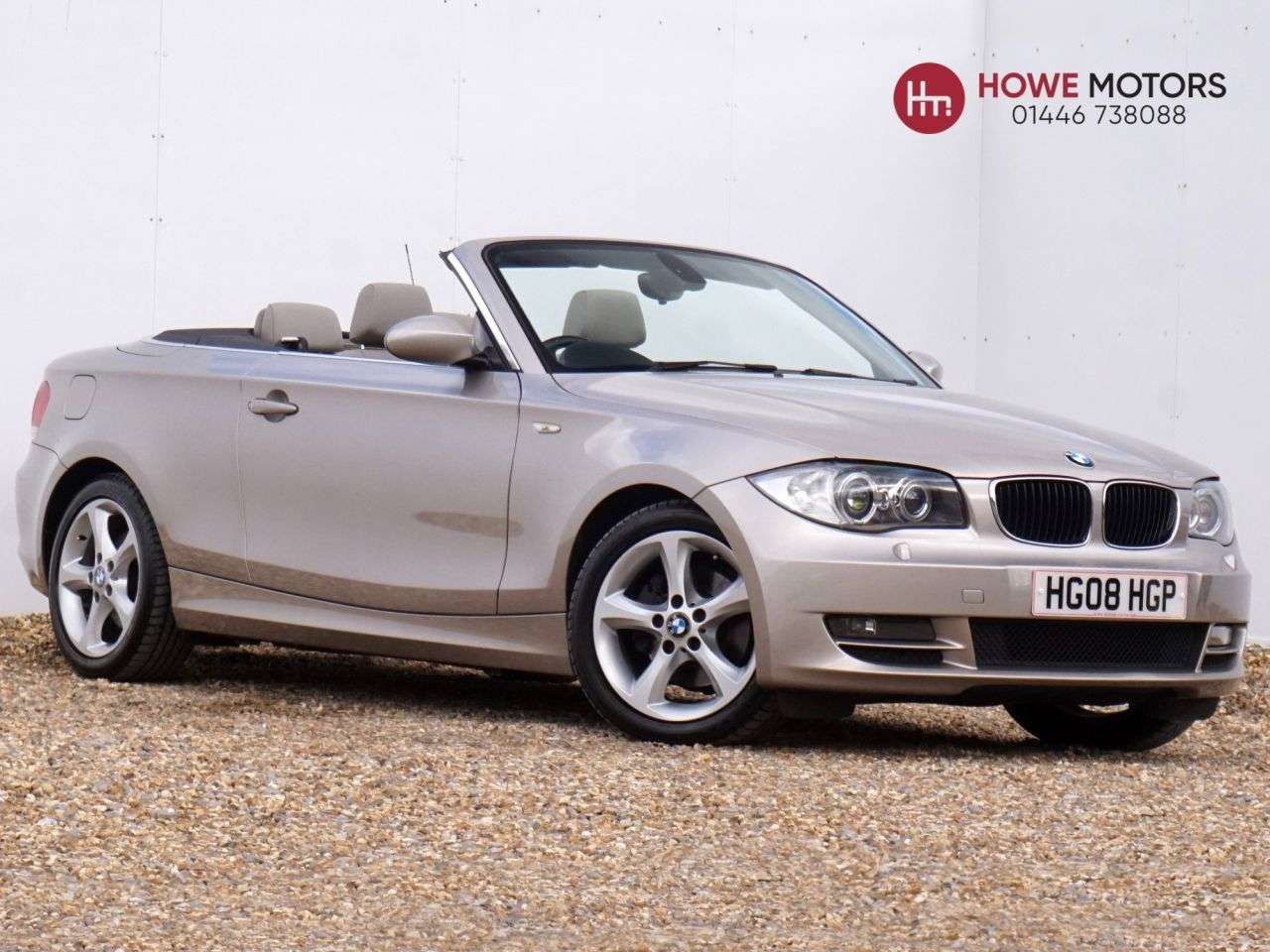 A 2008 BMW 1 SERIES 3.0 125i SE Convertible Petrol Steptronic 2dr - Just 64,749 Miles / Xenon H A 2008 BMW 1 SERIES 3.0 125i SE Convertible Petrol Steptronic 2dr - Just 64,749 Miles / Xenon H