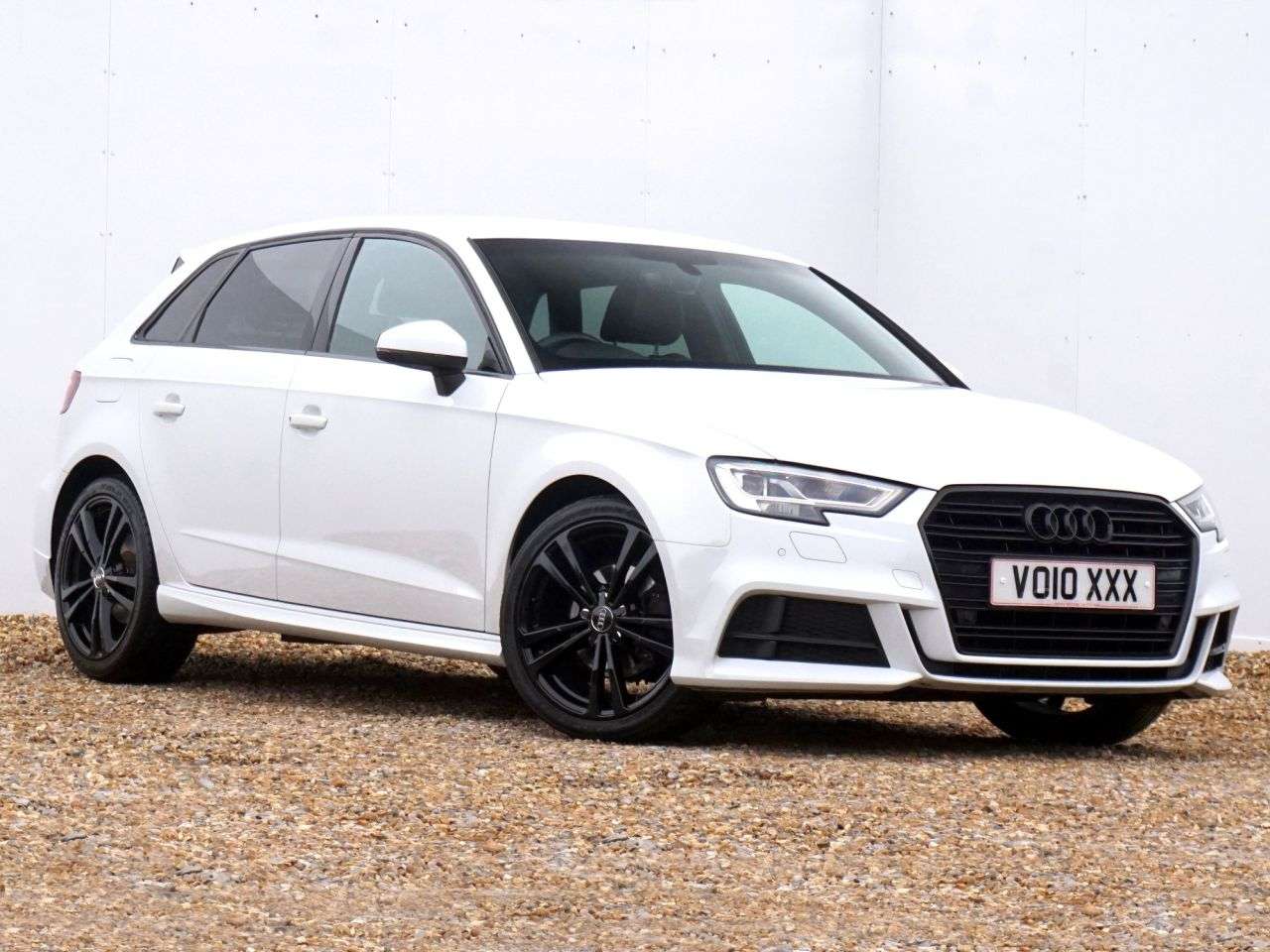 A 2018 AUDI A3 1.5 TFSI CoD S line Sportback Petrol Manual Euro 6 (s/s) 5dr - 76,391 Miles A 2018 AUDI A3 1.5 TFSI CoD S line Sportback Petrol Manual Euro 6 (s/s) 5dr - 76,391 Miles