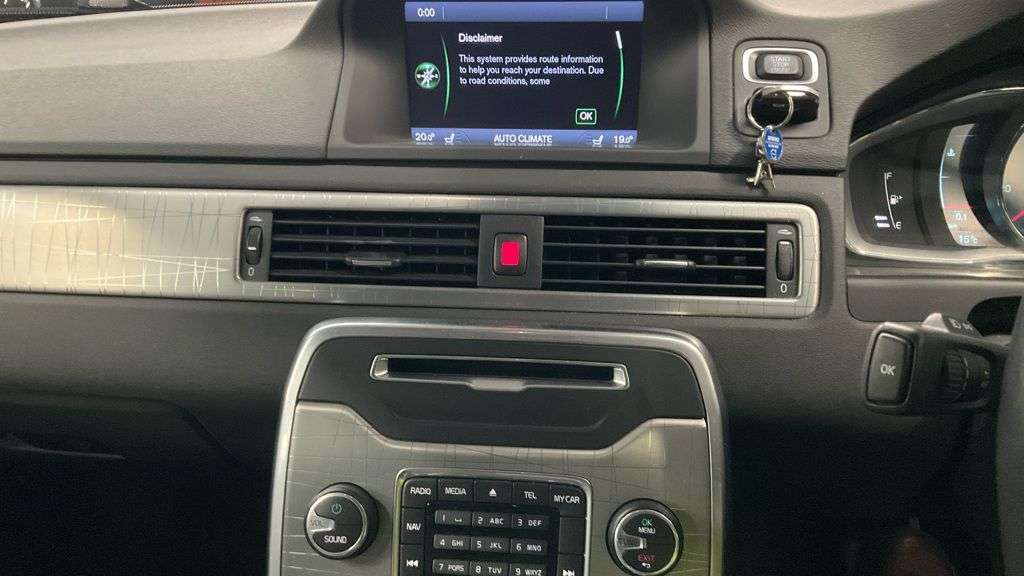 2014 VOLVO XC70 2014 VOLVO XC70