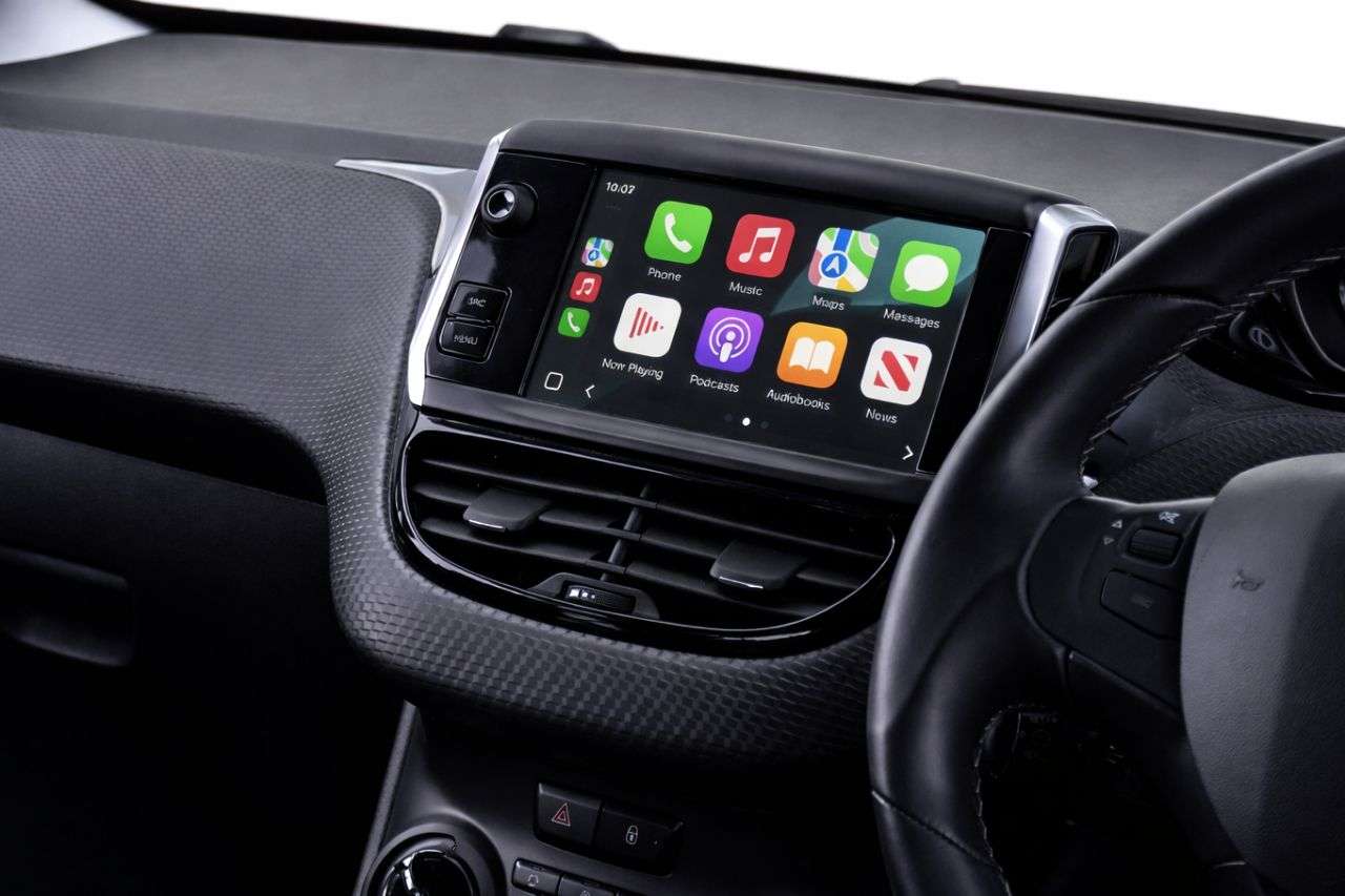 2016 PEUGEOT 208 2016 PEUGEOT 208