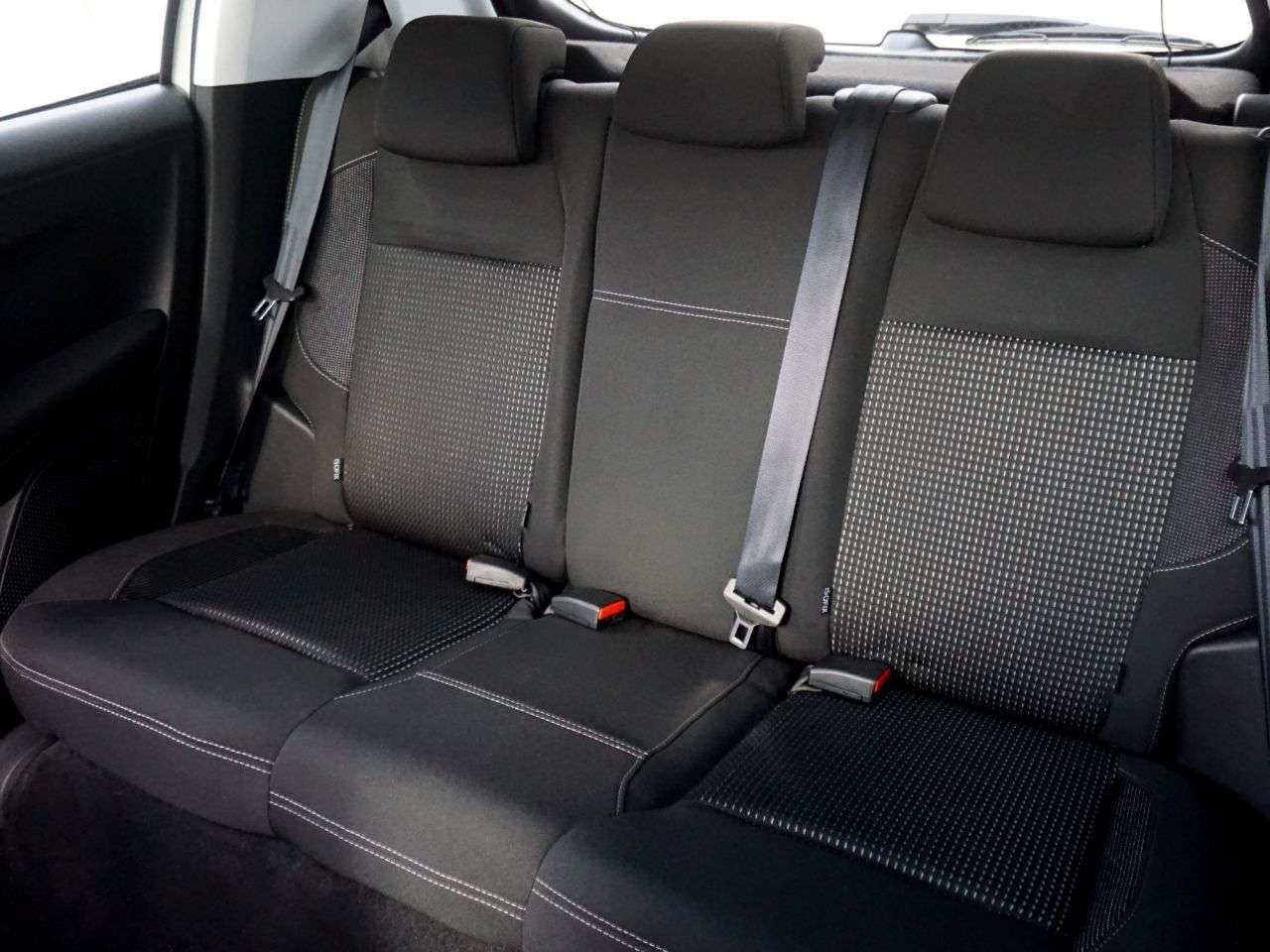 2016 PEUGEOT 208 2016 PEUGEOT 208