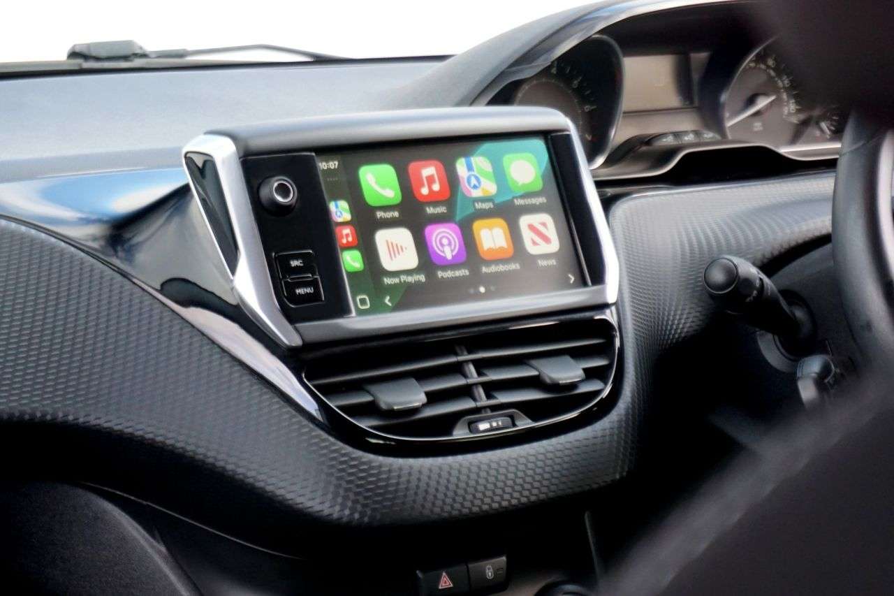 2016 PEUGEOT 208 2016 PEUGEOT 208