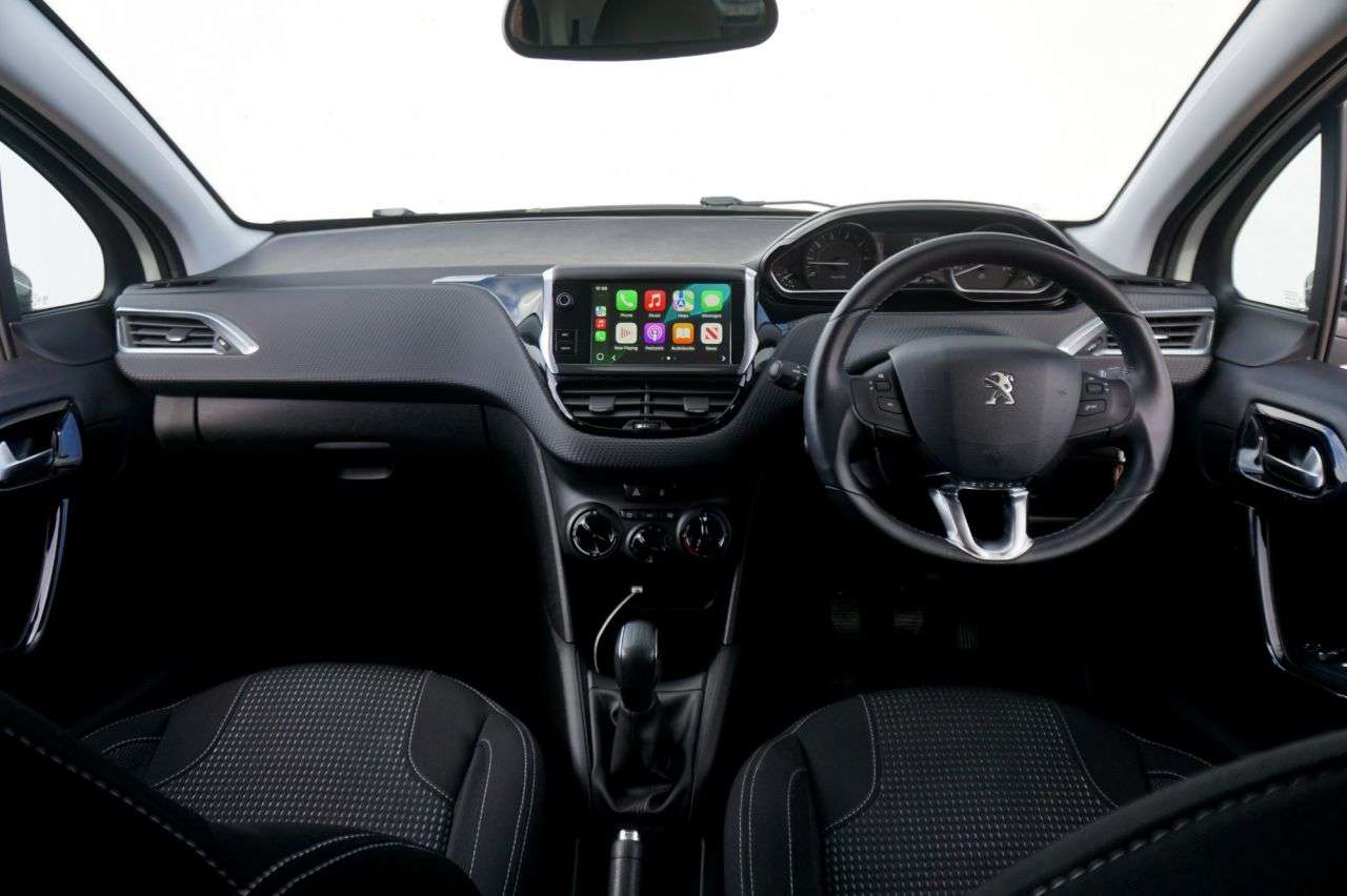 2016 PEUGEOT 208 2016 PEUGEOT 208