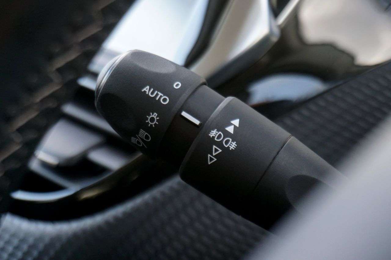 2016 PEUGEOT 208 2016 PEUGEOT 208