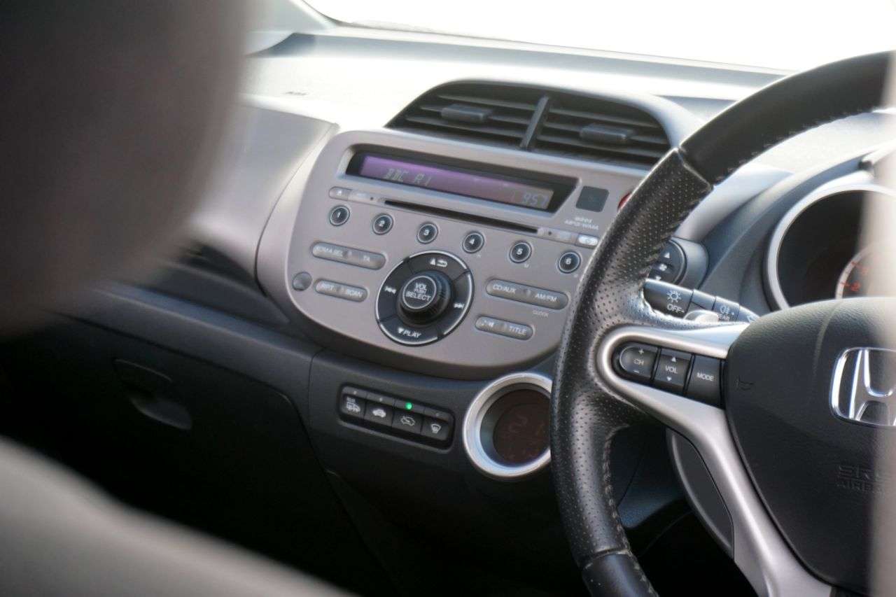 2010 HONDA JAZZ 2010 HONDA JAZZ