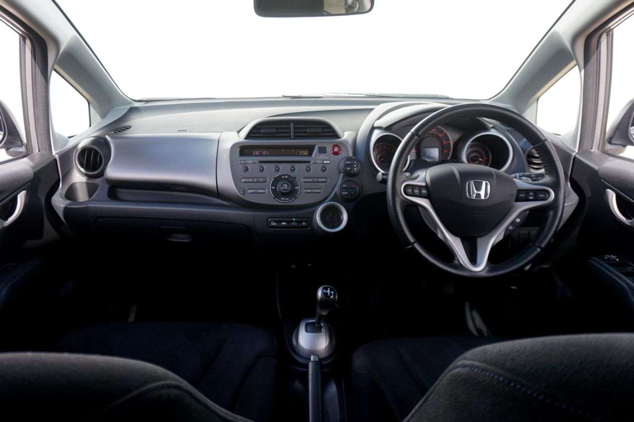 2010 HONDA JAZZ 2010 HONDA JAZZ