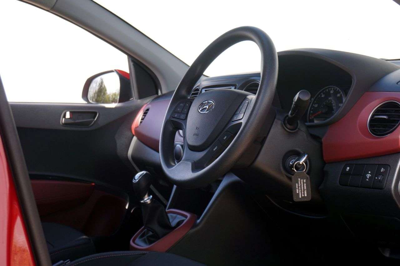 2017 HYUNDAI I10 2017 HYUNDAI I10