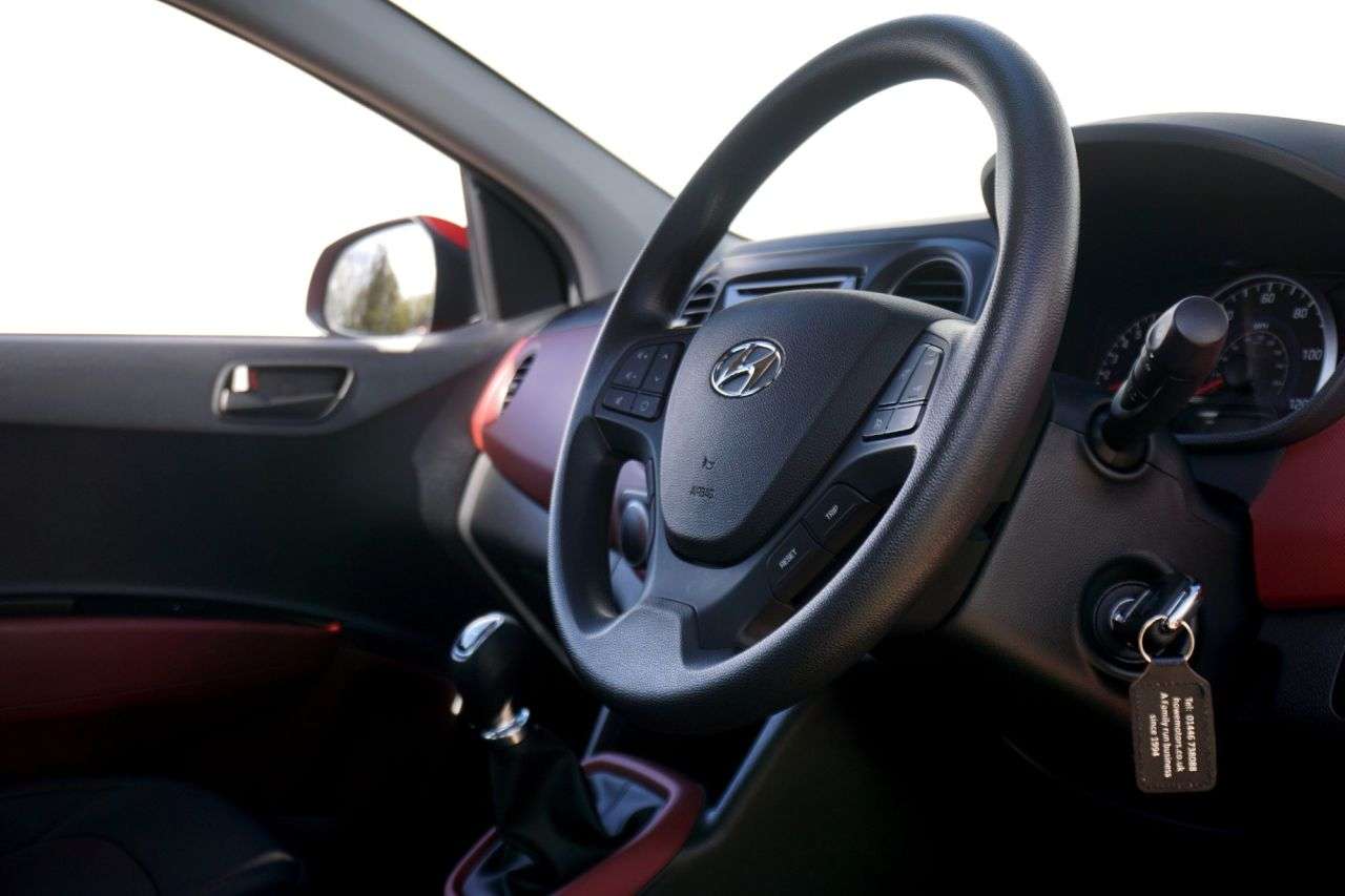 2017 HYUNDAI I10 2017 HYUNDAI I10