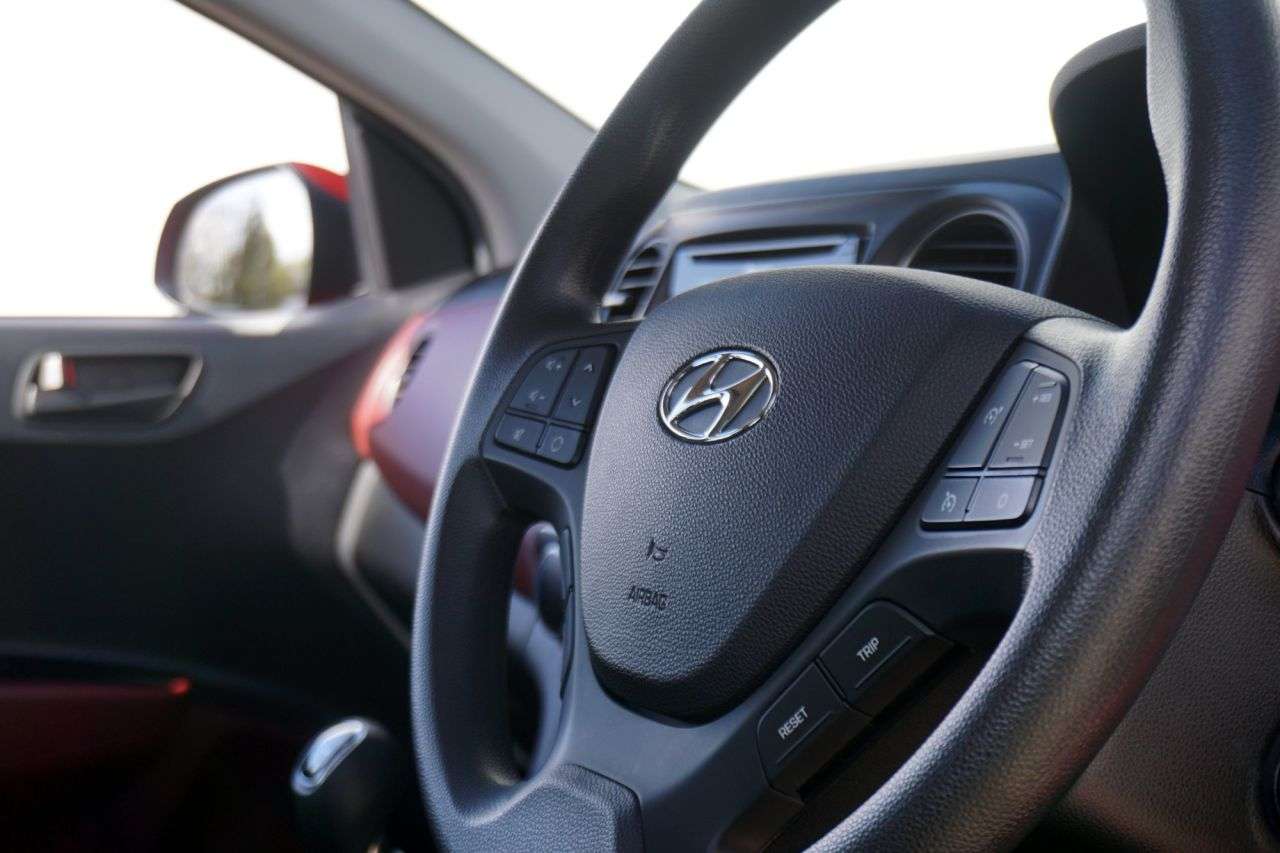 2017 HYUNDAI I10 2017 HYUNDAI I10