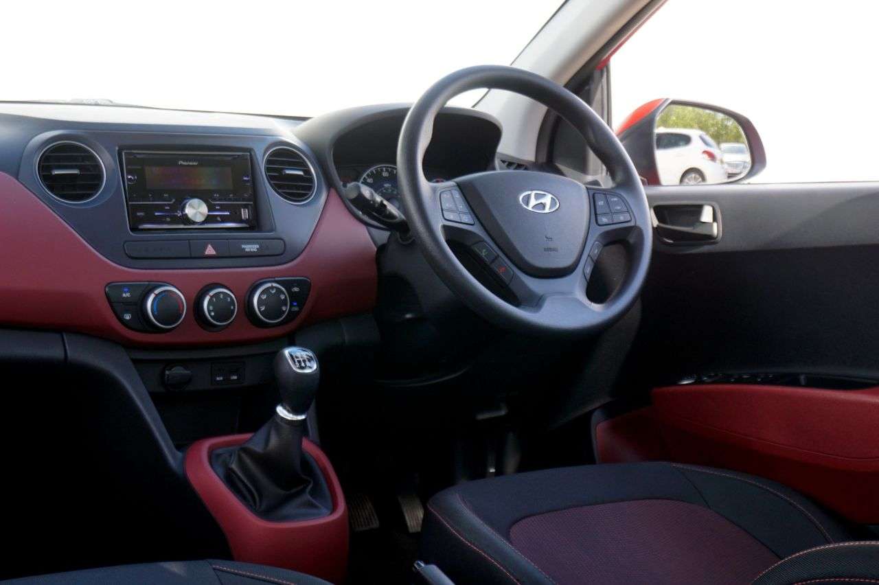 2017 HYUNDAI I10 2017 HYUNDAI I10
