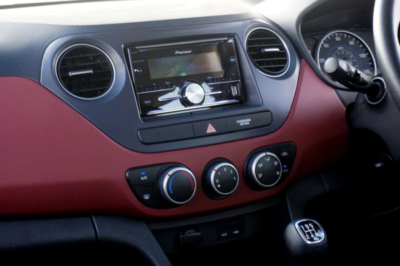 2017 HYUNDAI I10 2017 HYUNDAI I10