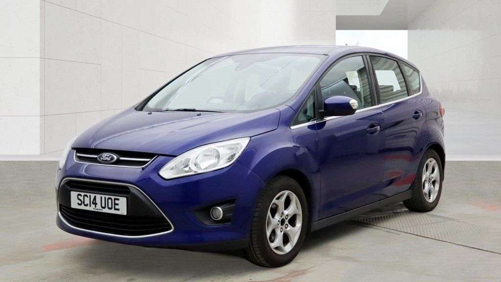 A 2014 FORD C-MAX 1.6 Zetec MPV Petrol Manual 5dr - Just 39,000 Miles from New / Bluetooth Me A 2014 FORD C-MAX 1.6 Zetec MPV Petrol Manual 5dr - Just 39,000 Miles from New / Bluetooth Me