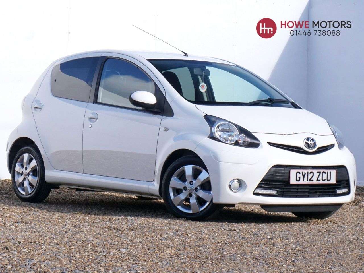 A 2012 TOYOTA AYGO 1.0 VVT-i Fire Hatchback Petrol MultiMode (a/c) 5dr - Just 19,379 Miles fro A 2012 TOYOTA AYGO 1.0 VVT-i Fire Hatchback Petrol MultiMode (a/c) 5dr - Just 19,379 Miles fro