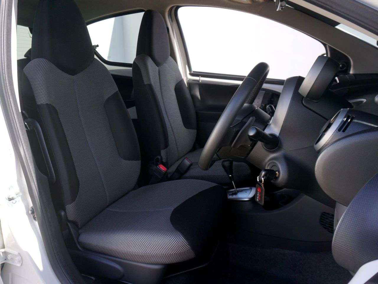 2012 TOYOTA AYGO 2012 TOYOTA AYGO