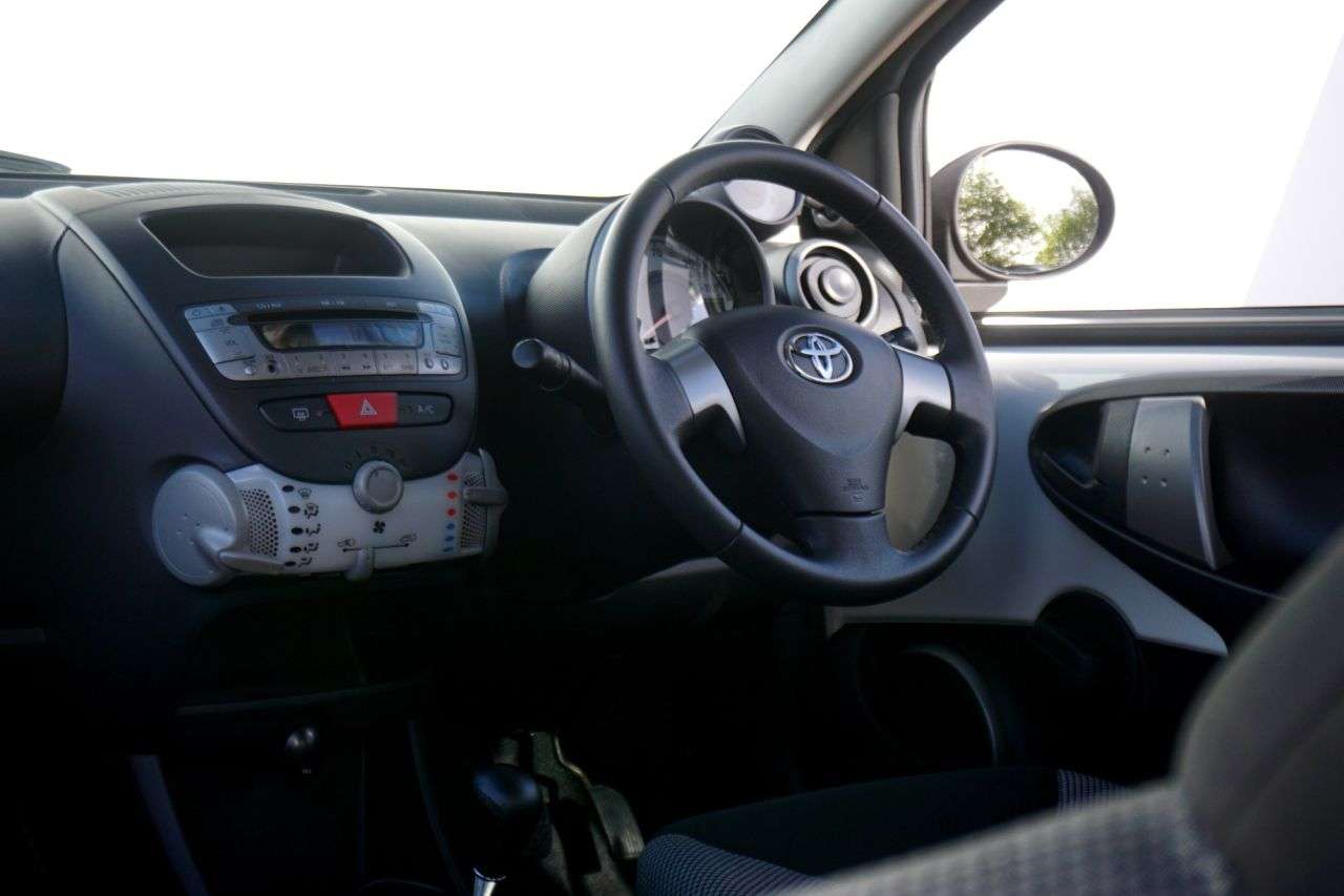 2012 TOYOTA AYGO 2012 TOYOTA AYGO