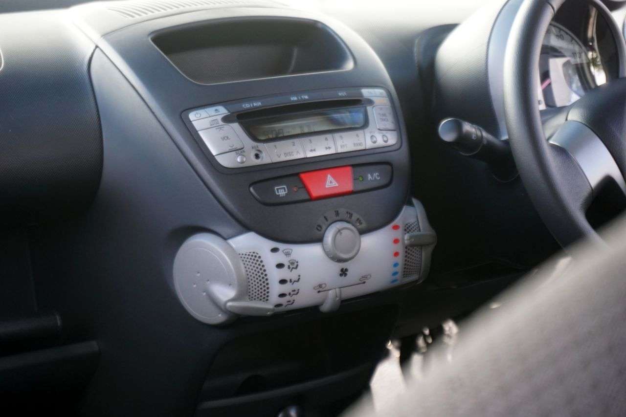 2012 TOYOTA AYGO 2012 TOYOTA AYGO