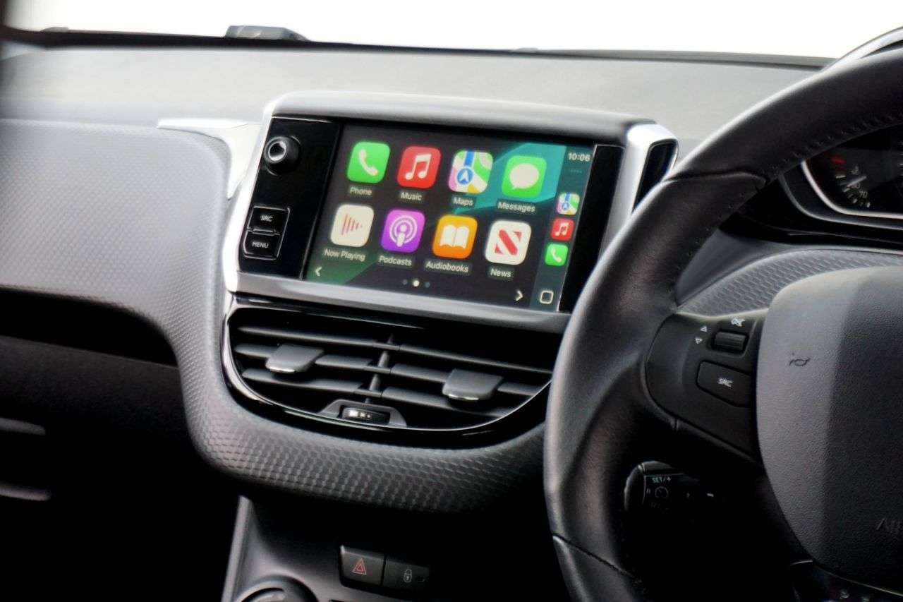 2016 PEUGEOT 208 2016 PEUGEOT 208