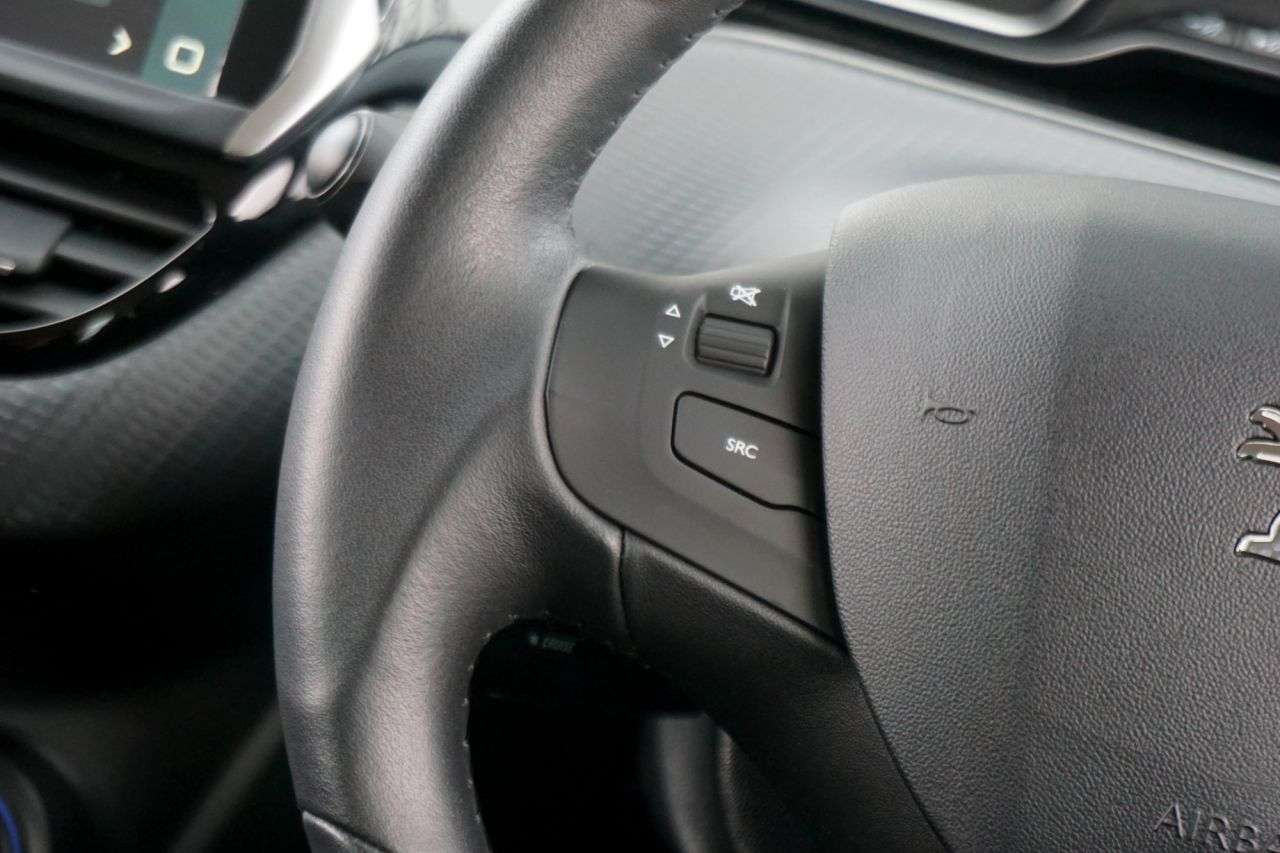 2016 PEUGEOT 208 2016 PEUGEOT 208