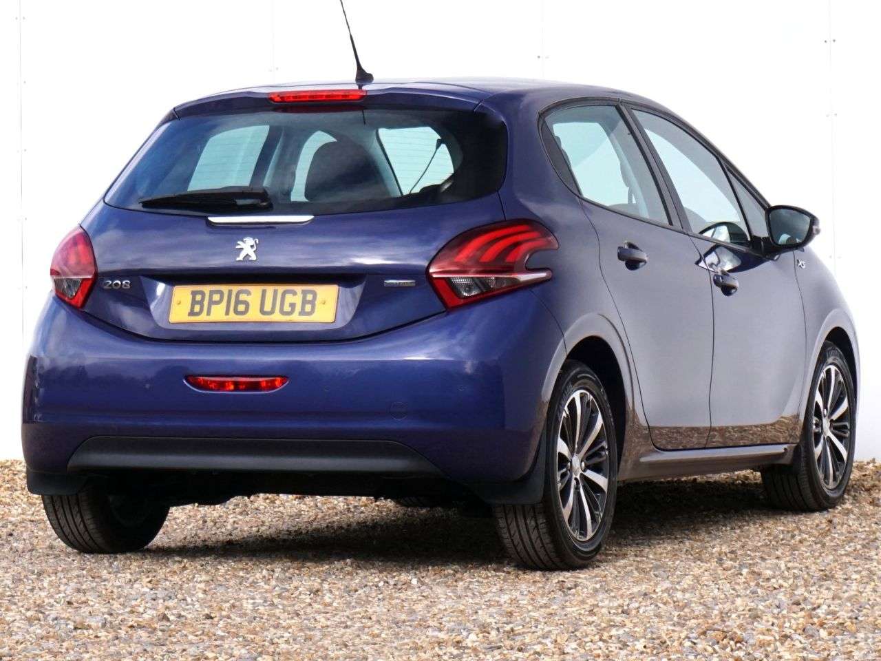 2016 PEUGEOT 208 2016 PEUGEOT 208