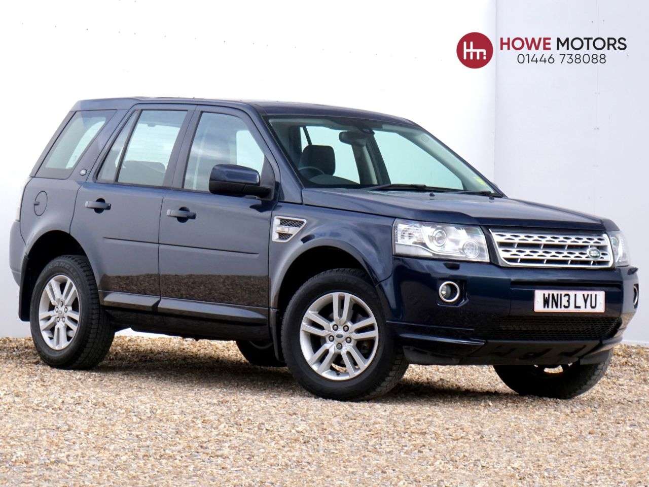 A 2013 LAND ROVER FREELANDER 2 2.2 TD4 XS SUV Diesel CommandShift 4WD 5dr - Just 49,049 Miles from New / R A 2013 LAND ROVER FREELANDER 2 2.2 TD4 XS SUV Diesel CommandShift 4WD 5dr - Just 49,049 Miles from New / R