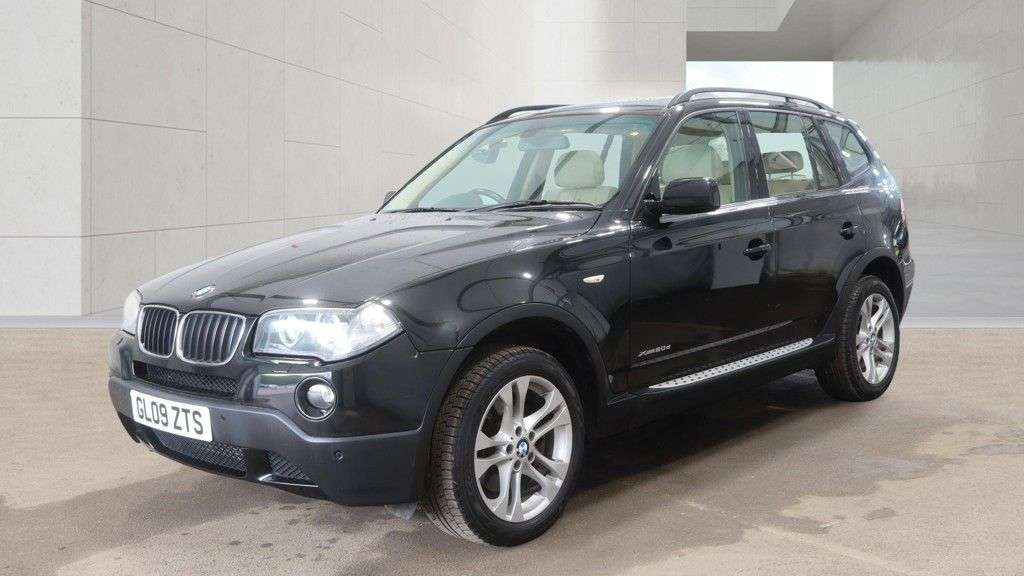 A 2009 BMW X3 2.0 20d SE SUV Diesel Steptronic xDrive 5dr - Just 48,000 Miles / Panoramic A 2009 BMW X3 2.0 20d SE SUV Diesel Steptronic xDrive 5dr - Just 48,000 Miles / Panoramic