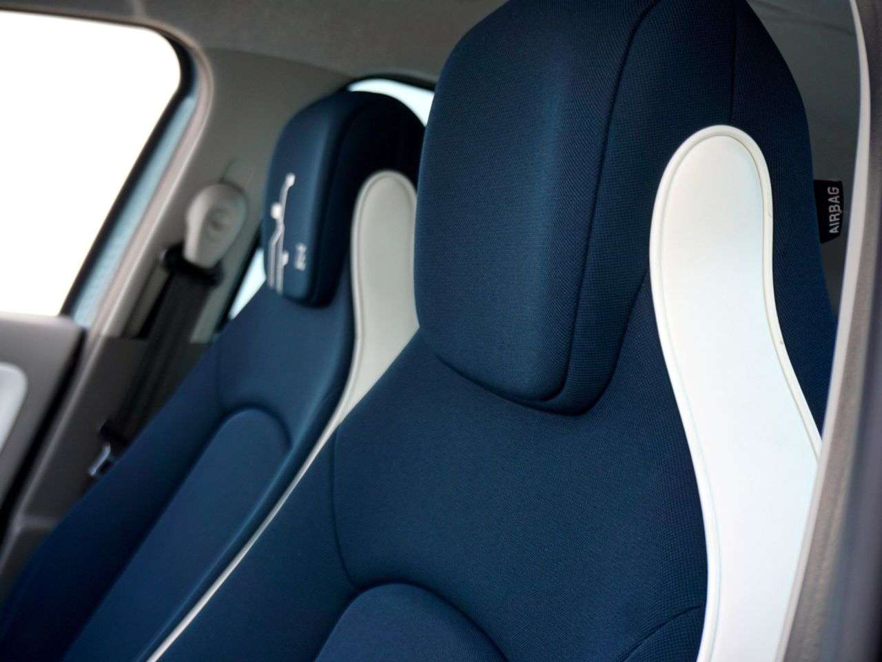 2014 RENAULT ZOE 2014 RENAULT ZOE